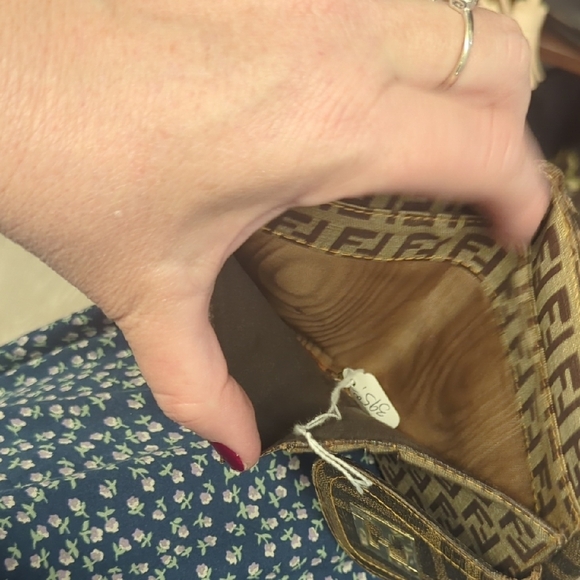 Fendi Beige and Brown Logo Wallet - Picture 6 of 10